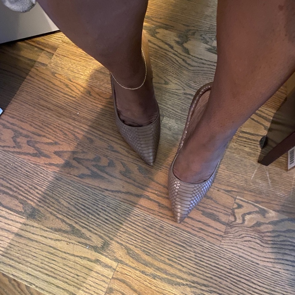Ann Taylor heels